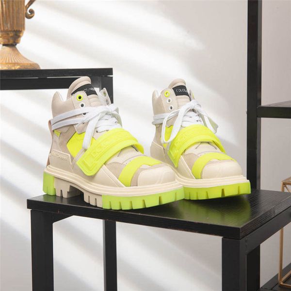2019dolce&gabbana design decoration mixed material hiking style leather boots shoes yellow & white trainer sneakers with box, Blue;gray
2019dolce&gabbana design decoration mixed material hiking style leather boots shoes yellow & white trainer sneakers with box, Blue;gray
