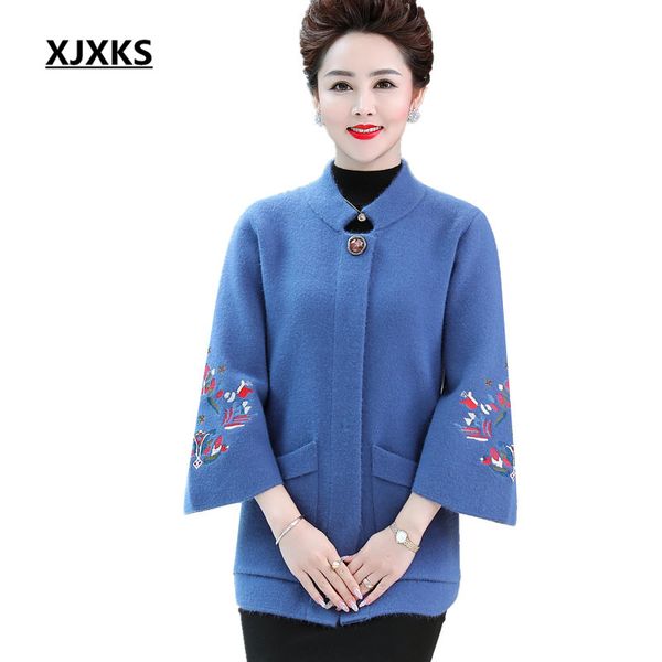 xjxks 2019 autumn winter new loose plus size women's woolen coat fashion embroidery comfortable cashmere women's coat, Black
xjxks 2019 autumn winter new loose plus size women's woolen coat fashion embroidery comfortable cashmere women's coat, Black