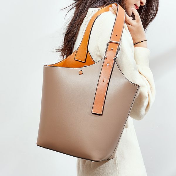 new stylish bag broadband bucket bag women's leather shoulder handbag large capacity
new stylish bag broadband bucket bag women's leather shoulder handbag large capacity