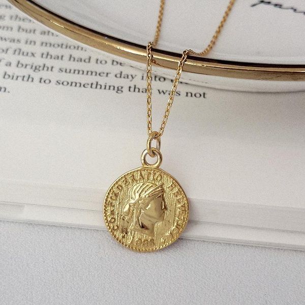 2020 designer s925 sterling silver necklace european and american style golden round coin necklace dollar pendant female retro portrait
2020 designer s925 sterling silver necklace european and american style golden round coin necklace dollar pendant female retro portrait