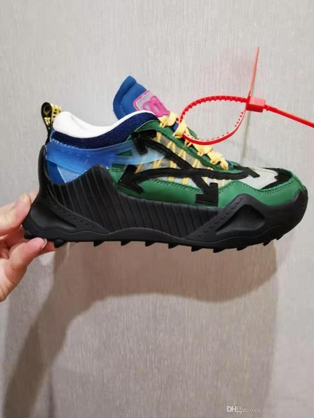 2019 fashion classic selling male and female leisure sports outdoors travel light and comfortable casual shoes 35 to 45, Black
2019 fashion classic selling male and female leisure sports outdoors travel light and comfortable casual shoes 35 to 45, Black