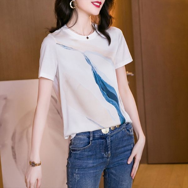 white printed short-sleeved t-shirt female 2020 round collar cotton stitched mulberry white printed silk short-sleeved t-shirt female 20
white printed short-sleeved t-shirt female 2020 round collar cotton stitched mulberry white printed silk short-sleeved t-shirt female 20