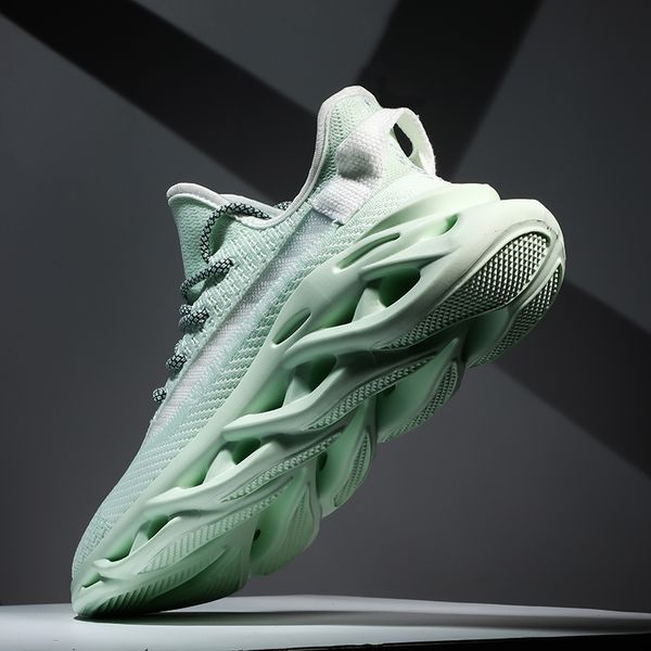 ultra light men running shoes comfortable outdoor mesh breathable couple sneakers walking jogging sports shoes 36-46
ultra light men running shoes comfortable outdoor mesh breathable couple sneakers walking jogging sports shoes 36-46