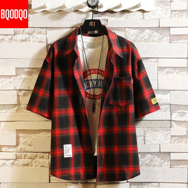 plaid short sleeve shirt men black white harajuku casual shirts japanese fashion male oversized summer streetwear, White;black
plaid short sleeve shirt men black white harajuku casual shirts japanese fashion male oversized summer streetwear, White;black