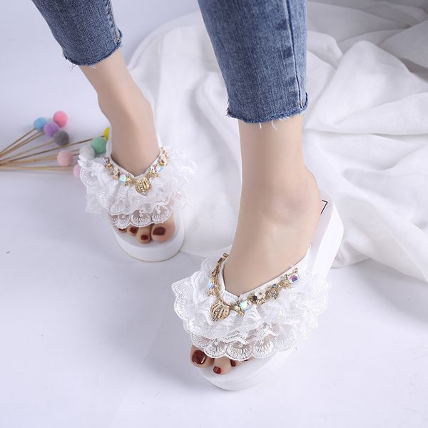 2020 summer new women fashion beach slippers crystal ruffles platform slippers casual flip flops platform sandals, Black
2020 summer new women fashion beach slippers crystal ruffles platform slippers casual flip flops platform sandals, Black