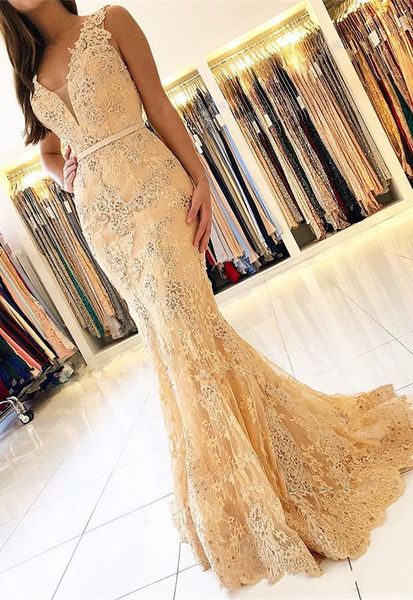 2019 new mermaid evening dresses deep v neck full lace appliques beaded sleeveless button back sweep train prom party pageant gowns, Black;red
2019 new mermaid evening dresses deep v neck full lace appliques beaded sleeveless button back sweep train prom party pageant gowns, Black;red