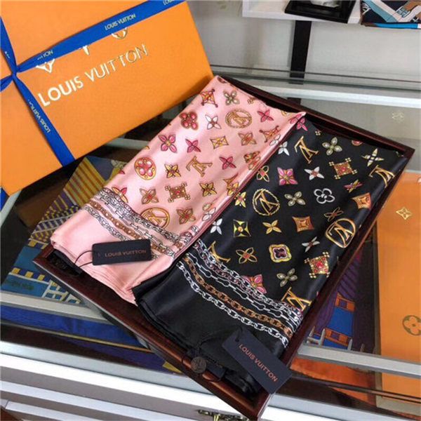 brand luxury scarf r fashion classic design chiffon satin scarf double quality chain scarf 65*180cm silky smooth delivery, Blue;gray
brand luxury scarf r fashion classic design chiffon satin scarf double quality chain scarf 65*180cm silky smooth delivery, Blue;gray