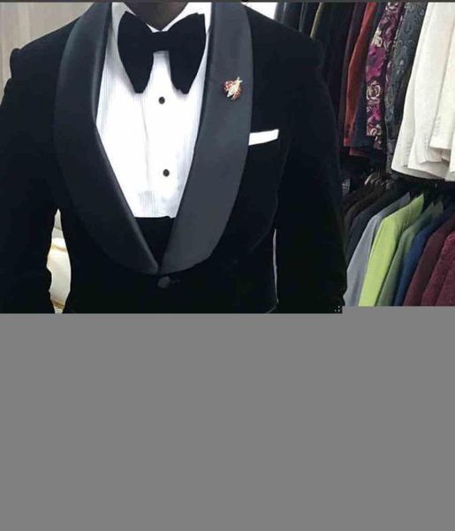 custom made men suits shawl lapel groom tuxedos velvet men wedding groomsmen ( jacket+vest+pants+tie ) e367, White;black
custom made men suits shawl lapel groom tuxedos velvet men wedding groomsmen ( jacket+vest+pants+tie ) e367, White;black