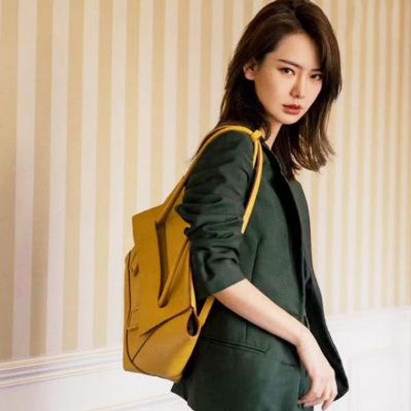 small new fashion casual women's bag woven crossbow catfish bag leather hand-held single shoulder underarm wing bag
small new fashion casual women's bag woven crossbow catfish bag leather hand-held single shoulder underarm wing bag
