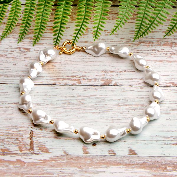 moon girl irregular simulated pearl choker fashion statement bib collare boho vintage chic collier femme jewelry dropshipping, Golden;silver
moon girl irregular simulated pearl choker fashion statement bib collare boho vintage chic collier femme jewelry dropshipping, Golden;silver