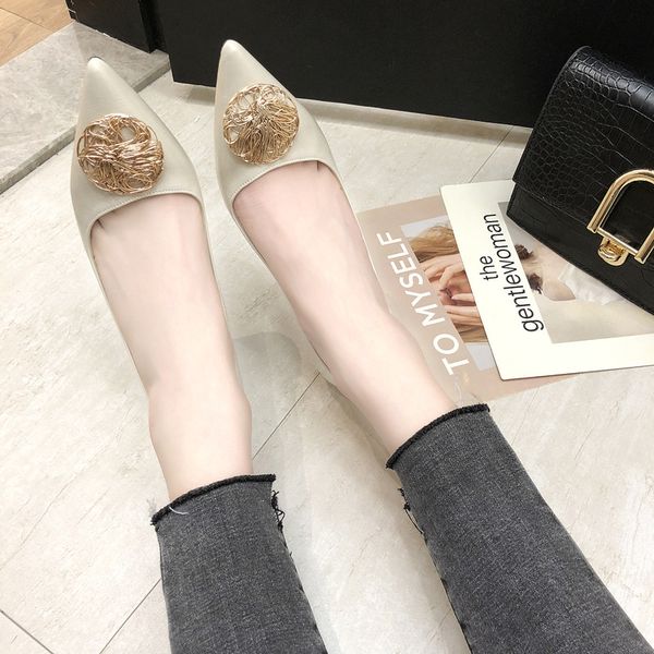 shallow mouth single shoes women's 2019 new style pointed-toe metal round buckle fine semi-high heeled cat with work women's sho, Black
shallow mouth single shoes women's 2019 new style pointed-toe metal round buckle fine semi-high heeled cat with work women's sho, Black
