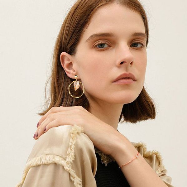 geometric statement conch gold earrings simple long earrings female drop earings fashion jewelry 2019 trendy dangling earring, Silver
geometric statement conch gold earrings simple long earrings female drop earings fashion jewelry 2019 trendy dangling earring, Silver