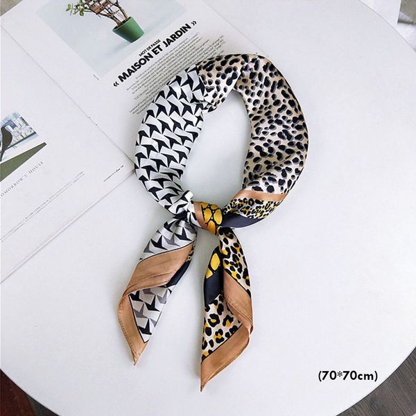 женщины новой sexy leopard печатных площадей шарф многофункционального silk feel сатин площадь шарф шея галстук диапазон волосы обертывание
женщины новой sexy leopard печатных площадей шарф многофункционального silk feel сатин площадь шарф шея галстук диапазон волосы обертывание