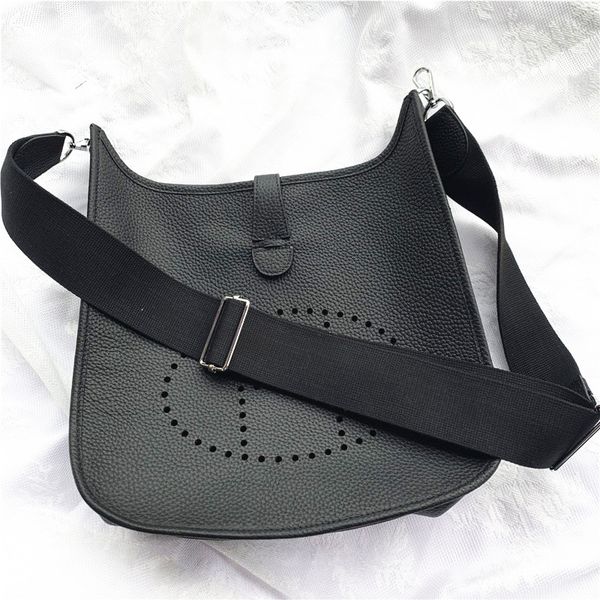 2020 womens handbag fashion simple retro letter purses handbags h wide shoulder strap large capacity casual messenger bag crossbody bags 
2020 womens handbag fashion simple retro letter purses handbags h wide shoulder strap large capacity casual messenger bag crossbody bags