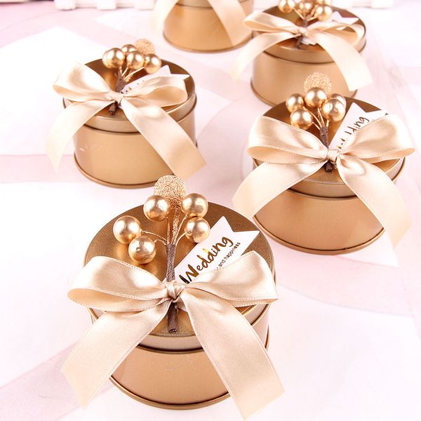 20pcs/lot golden red tinplate carriage sweet love iron candy box creative tinplate candy box with knot ribbon flower for party
20pcs/lot golden red tinplate carriage sweet love iron candy box creative tinplate candy box with knot ribbon flower for party
