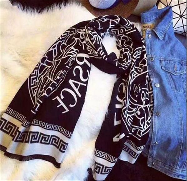 2020 new brand high-end fashion designer four seasons scarf luxury shawl scarf long neck travel beach scarf trend s14, Blue;gray
2020 new brand high-end fashion designer four seasons scarf luxury shawl scarf long neck travel beach scarf trend s14, Blue;gray