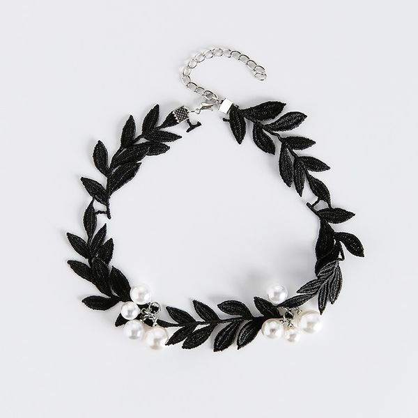 2017 korean fashion statement necklace temperament lace leaf simulated pearl bead summer new style clavicle necklaces chocker, Golden;silver
2017 korean fashion statement necklace temperament lace leaf simulated pearl bead summer new style clavicle necklaces chocker, Golden;silver