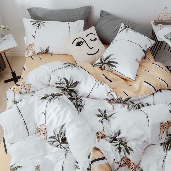 s1905011 noble european style duvet cover quilt pillowcase home textile cool summer soft bedding set king
s1905011 noble european style duvet cover quilt pillowcase home textile cool summer soft bedding set king