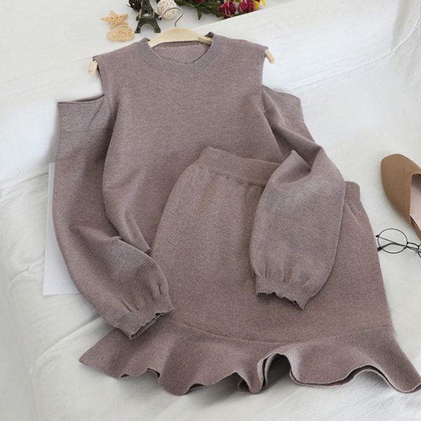 autumn 2020 new korean knitting suit long sleeve strapless pullover sweater + ruffles mini skirt women fashion sets, White
autumn 2020 new korean knitting suit long sleeve strapless pullover sweater + ruffles mini skirt women fashion sets, White