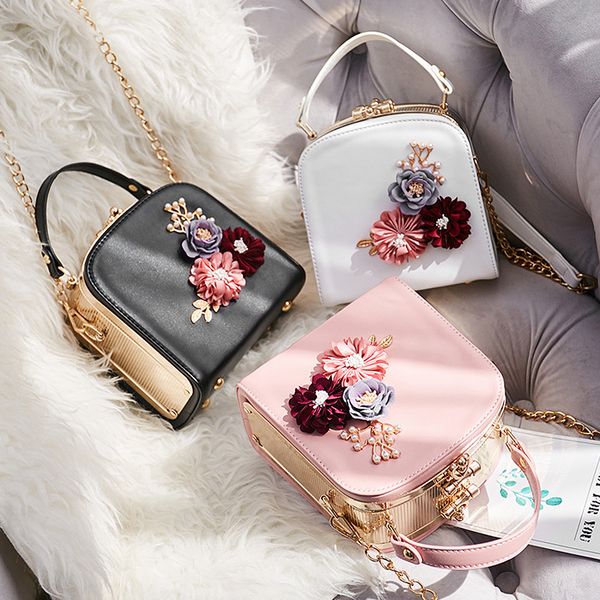 luxury women bags designer flower decoration handbags fashion girl shoulder bags small box package chain crossbody pink
luxury women bags designer flower decoration handbags fashion girl shoulder bags small box package chain crossbody pink