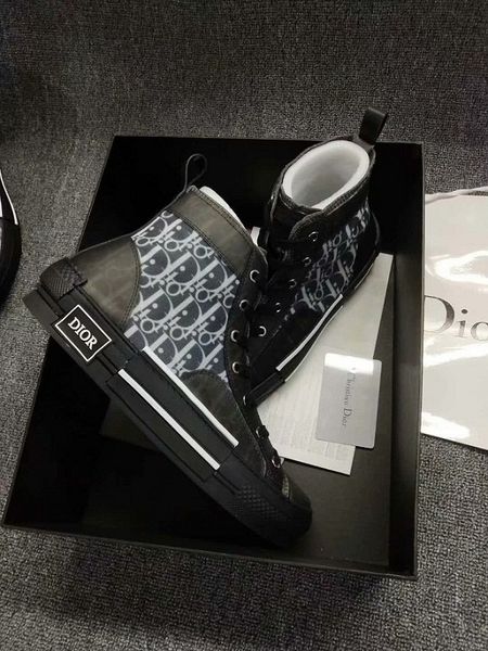 new 2020 mens ms shoes casual chaussures pour hommes men shoes casual b23 high-sneakers in oblique casual mens shoes canvas vintage 1006
new 2020 mens ms shoes casual chaussures pour hommes men shoes casual b23 high-sneakers in oblique casual mens shoes canvas vintage 1006