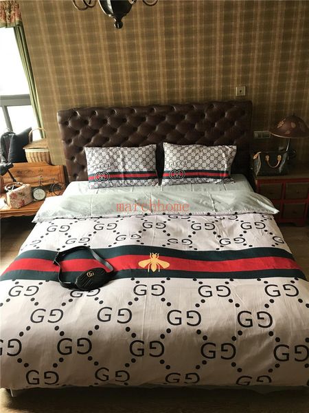 2020 spring summer new fashion casual cotton four-piece bed set ultra-comfortable soft cotton quilt cover bee letter style bedding set
2020 spring summer new fashion casual cotton four-piece bed set ultra-comfortable soft cotton quilt cover bee letter style bedding set