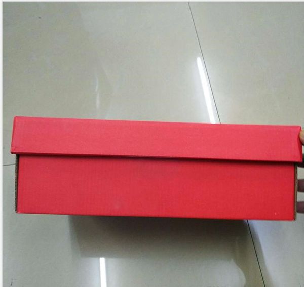 shoe box for running shoes basketball boot casual shoes and other types of sneakers in online store, White;pink
shoe box for running shoes basketball boot casual shoes and other types of sneakers in online store, White;pink
