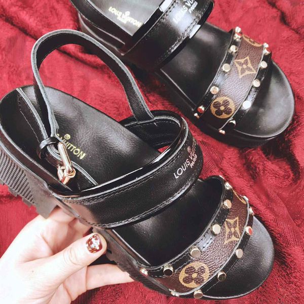 new french summer brand women's shoes leather platform high heel women's roman sandals ladies casual shoes 35-41 size v6465, Black
new french summer brand women's shoes leather platform high heel women's roman sandals ladies casual shoes 35-41 size v6465, Black