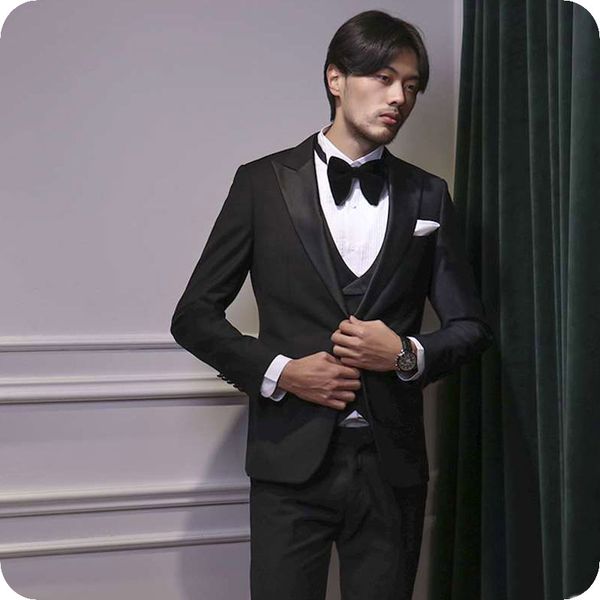 latest wide peak design black men suits for wedding groom tuxedos slim fit groomsmen oufits costume homme man attire man blazer 3piece, Black;gray
latest wide peak design black men suits for wedding groom tuxedos slim fit groomsmen oufits costume homme man attire man blazer 3piece, Black;gray