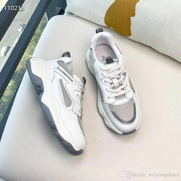 2020 autumn new leather old shoes women's mesh breathable sports casual shoes women's thick-soled students running shoes tide
2020 autumn new leather old shoes women's mesh breathable sports casual shoes women's thick-soled students running shoes tide
