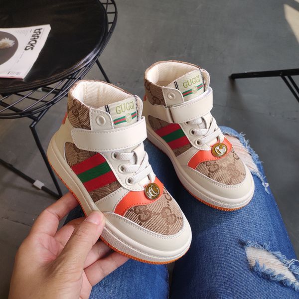 2020 men and women children skate toddler girls shoes autumn children's shoes in will soft bottom of children ventilation girl casual s, Black;red
2020 men and women children skate toddler girls shoes autumn children's shoes in will soft bottom of children ventilation girl casual s, Black;red