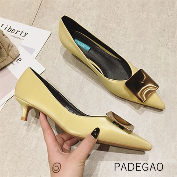 womens shoes 2020 low heels yellow buckle metal decoration heels fashion official women shoes, Black
womens shoes 2020 low heels yellow buckle metal decoration heels fashion official women shoes, Black