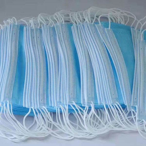 1000pcs non-woven disposable face mask 3 layers dust proof protection safety work masks men women test home cleaning face masks
1000pcs non-woven disposable face mask 3 layers dust proof protection safety work masks men women test home cleaning face masks