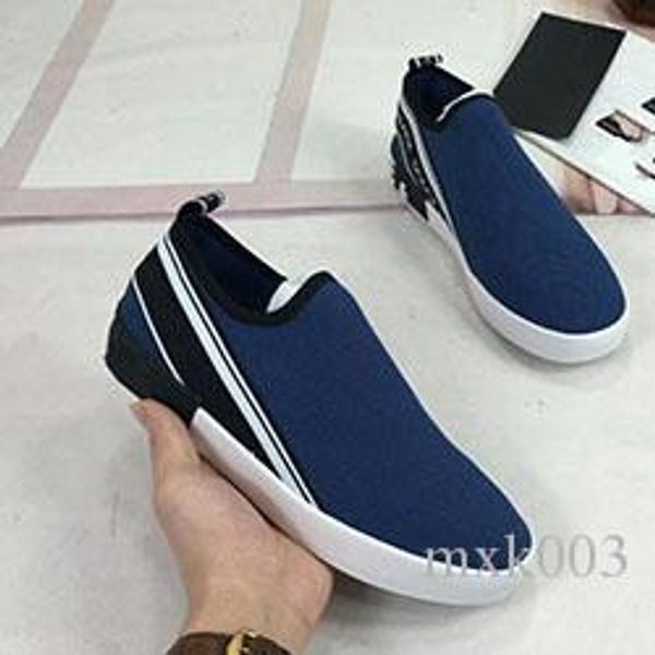 2020 дизайнер мужчины женщины speed trainer моды обувь черный белый синий блеск flat мужские тренеры runner кроссовки mbm06, Black
2020 дизайнер мужчины женщины speed trainer моды обувь черный белый синий блеск flat мужские тренеры runner кроссовки mbm06, Black