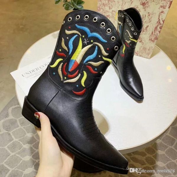 2019a1 new fashionable women's boots water drill rivet boots women's bare boots flat bottom comfort 6 inches boot barrel size 35-4, Black
2019a1 new fashionable women's boots water drill rivet boots women's bare boots flat bottom comfort 6 inches boot barrel size 35-4, Black