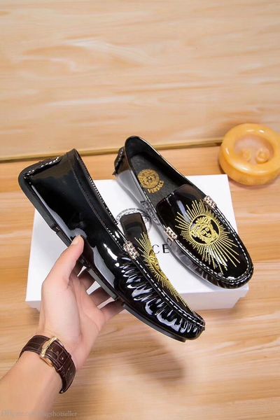 2019 игры старк белый ходунки мужчины ultraboost новые ботинки кроссовки летние слип-на wan1, Black;red
2019 игры старк белый ходунки мужчины ultraboost новые ботинки кроссовки летние слип-на wan1, Black;red