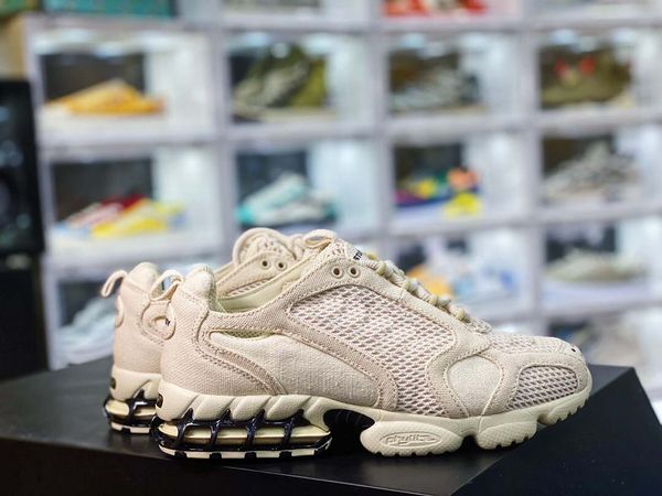 stussy x zoom spiridon caged 2 men running shoes 3m sports trainers track red beige fashion designer women sneakers cu1854-200
stussy x zoom spiridon caged 2 men running shoes 3m sports trainers track red beige fashion designer women sneakers cu1854-200