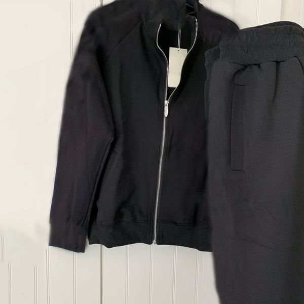 мужские tracksuirt моды марка полосатые куртки и брюки casual zipper спорт tracksuit joggers азиатский плюс размер -3xl, Gray
мужские tracksuirt моды марка полосатые куртки и брюки casual zipper спорт tracksuit joggers азиатский плюс размер -3xl, Gray