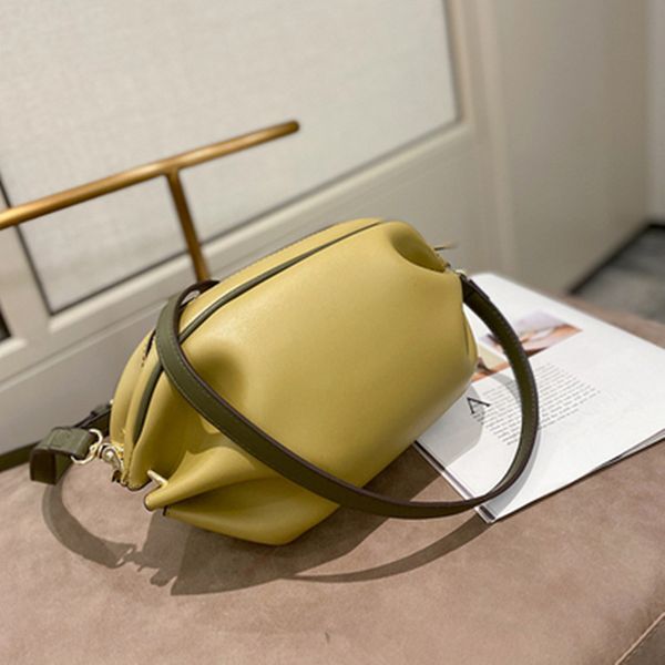 fashion boston handbag pu leather fashion lady crossbody bag ladies tote handbag pillow shoulder bags female
fashion boston handbag pu leather fashion lady crossbody bag ladies tote handbag pillow shoulder bags female