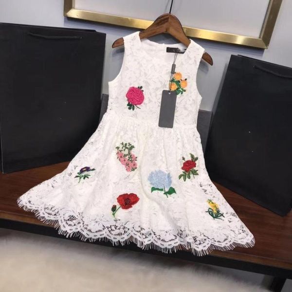 high grade 2020 new summer white girls dress flower embroidery elegant party girls clothing white lace dress, Red;yellow
high grade 2020 new summer white girls dress flower embroidery elegant party girls clothing white lace dress, Red;yellow