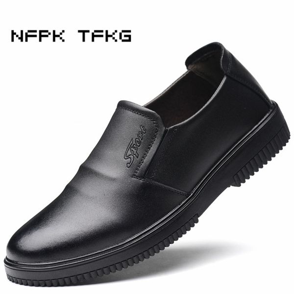 large size mens fashion working safety insulation summer chef shoes cow leather kitchen waterproof oil-proof wearable cook shoe, Black
large size mens fashion working safety insulation summer chef shoes cow leather kitchen waterproof oil-proof wearable cook shoe, Black