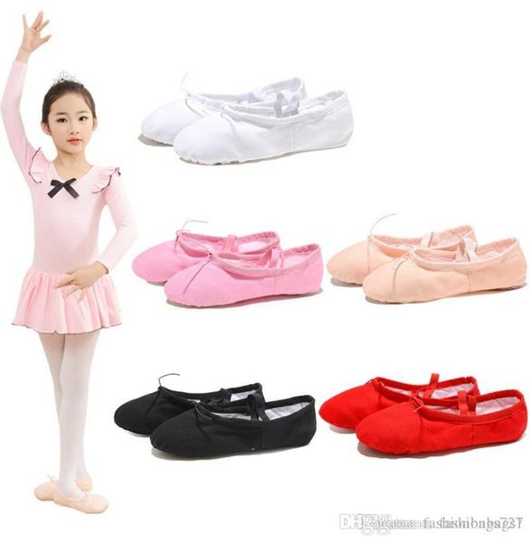 12pcs dance shoes dancing child gril danse soft bottom women trainers classical claw soft ballet shoes training lady designer triple shoes
12pcs dance shoes dancing child gril danse soft bottom women trainers classical claw soft ballet shoes training lady designer triple shoes