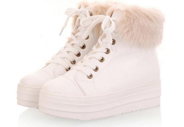 2018 women's boots in winter with new style flat bottom round head keep warm non-slip, Black
2018 women's boots in winter with new style flat bottom round head keep warm non-slip, Black