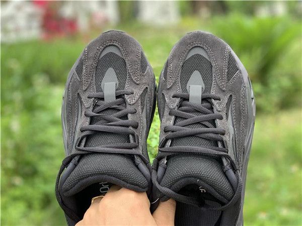 2019 new sale 700 v2 vanta utiblk black men women running shoes 3m reflective suede sports sneakers
2019 new sale 700 v2 vanta utiblk black men women running shoes 3m reflective suede sports sneakers