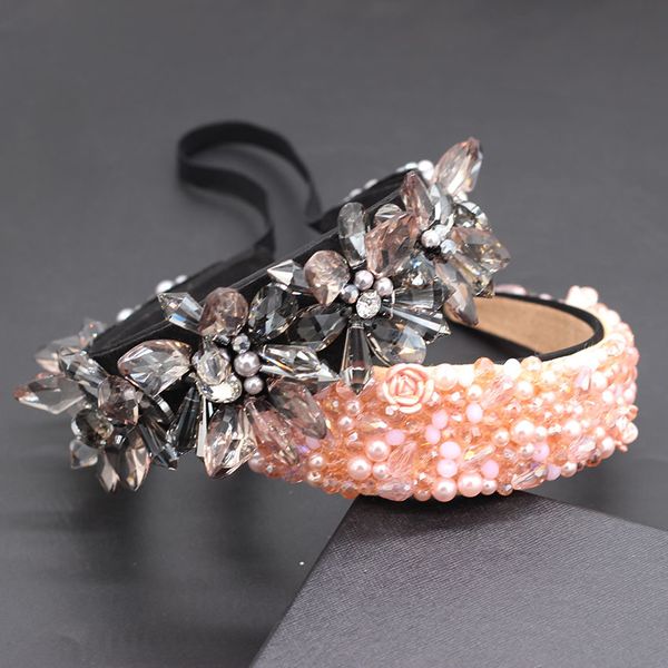 heavy industry transparent crystal particles pink porcelain flower simple dance show catwalk temperament headband 860, Golden;white
heavy industry transparent crystal particles pink porcelain flower simple dance show catwalk temperament headband 860, Golden;white