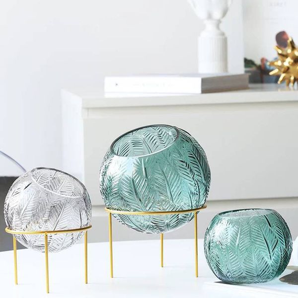 creative flower vase transparent ball leaves pattern glass vase gold iron frame micro landscape glass ball plant home gifts
creative flower vase transparent ball leaves pattern glass vase gold iron frame micro landscape glass ball plant home gifts