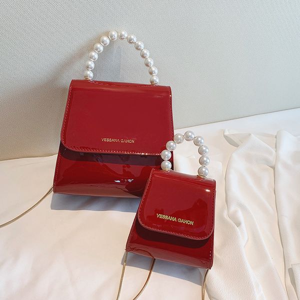 patent leather small designer bags 2020 new fashion wild solid color shoulder messenger small square bag pearl handbag
patent leather small designer bags 2020 new fashion wild solid color shoulder messenger small square bag pearl handbag