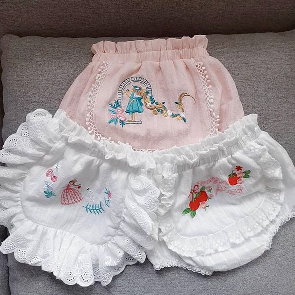 3 Design Summer Baby Kids summer cute Lace Princess Embroidery Design shorts Summer Baby PP short 100% cotton
3 Design Summer Baby Kids summer cute Lace Princess Embroidery Design shorts Summer Baby PP short 100% cotton