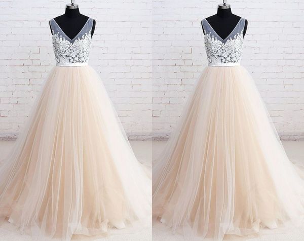 2022 pretty flowers light champagne wedding dress a line v neck sheer straps court train wedding reception dresses bridal gowns new, White
2022 pretty flowers light champagne wedding dress a line v neck sheer straps court train wedding reception dresses bridal gowns new, White