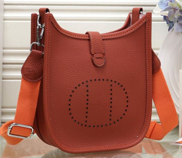 новый herm orig h paris emère evelyn iii 25 сумка / сумка-мессенджер h сумки сумки на ремне рюкзаки кошельки кошелек размер 25 см
новый herm orig h paris emère evelyn iii 25 сумка / сумка-мессенджер h сумки сумки на ремне рюкзаки кошельки кошелек размер 25 см